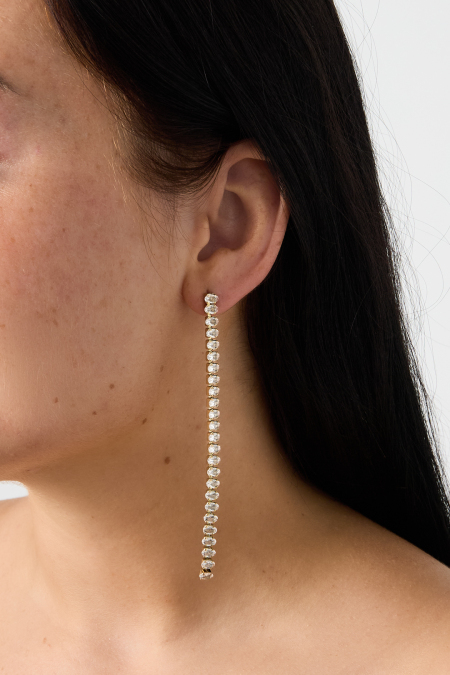 Boucles d'oreilles pendantes en acier inoxydable, chaîne élégante, collection luxueuse pour femmes, idéales pour les fêtes et les soirées. 2