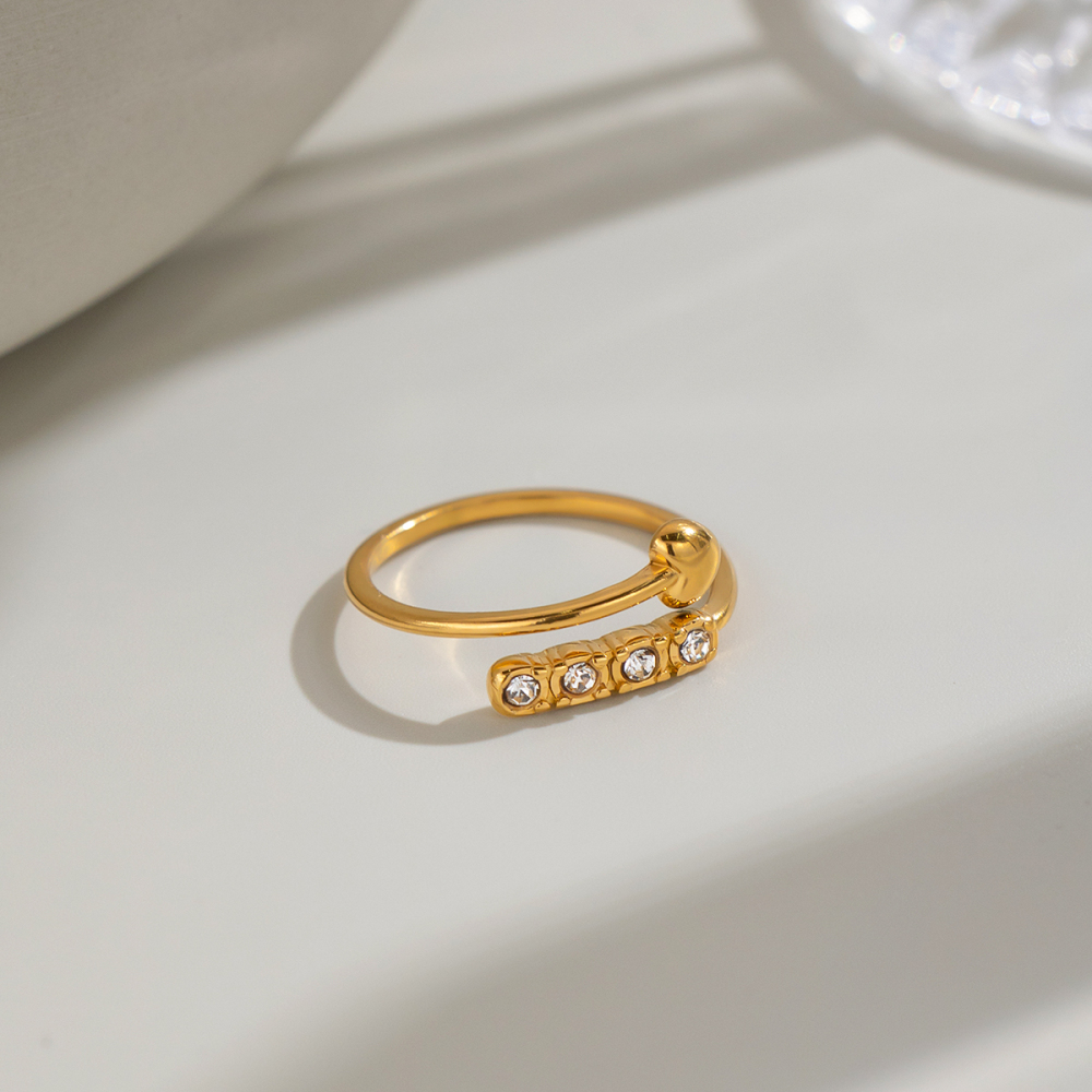 Bagues Pour Femmes En Acier Inoxydable En Forme De Cœur, Étanches, Couleur Or, Ornées De Strass Et De Pierres Précieuses. Image4