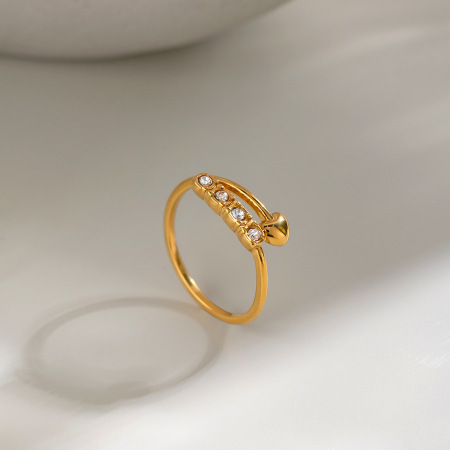 Bagues pour femmes en acier inoxydable en forme de cœur, étanches, couleur or, ornées de strass et de pierres précieuses.