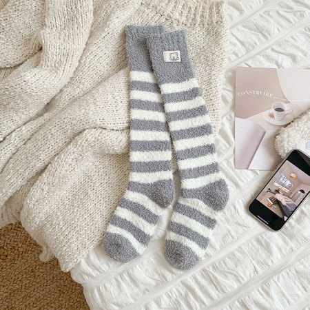 Chaussettes hautes à rayures basiques 2