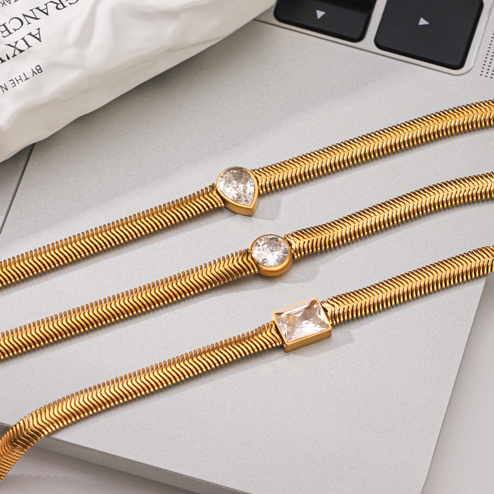 Bracelet Chaîne Pour Femme Simple Series Daily Chain En Acier Inoxydable Étanche Couleur Or Avec Zircon Image5