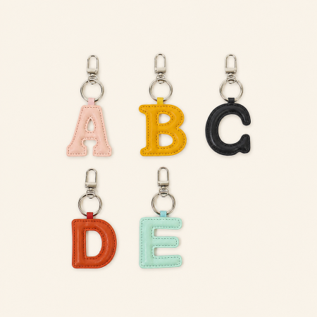 Porte-clés Simple Series Daily Letter couleur unie de qualité supérieure en PU 2
