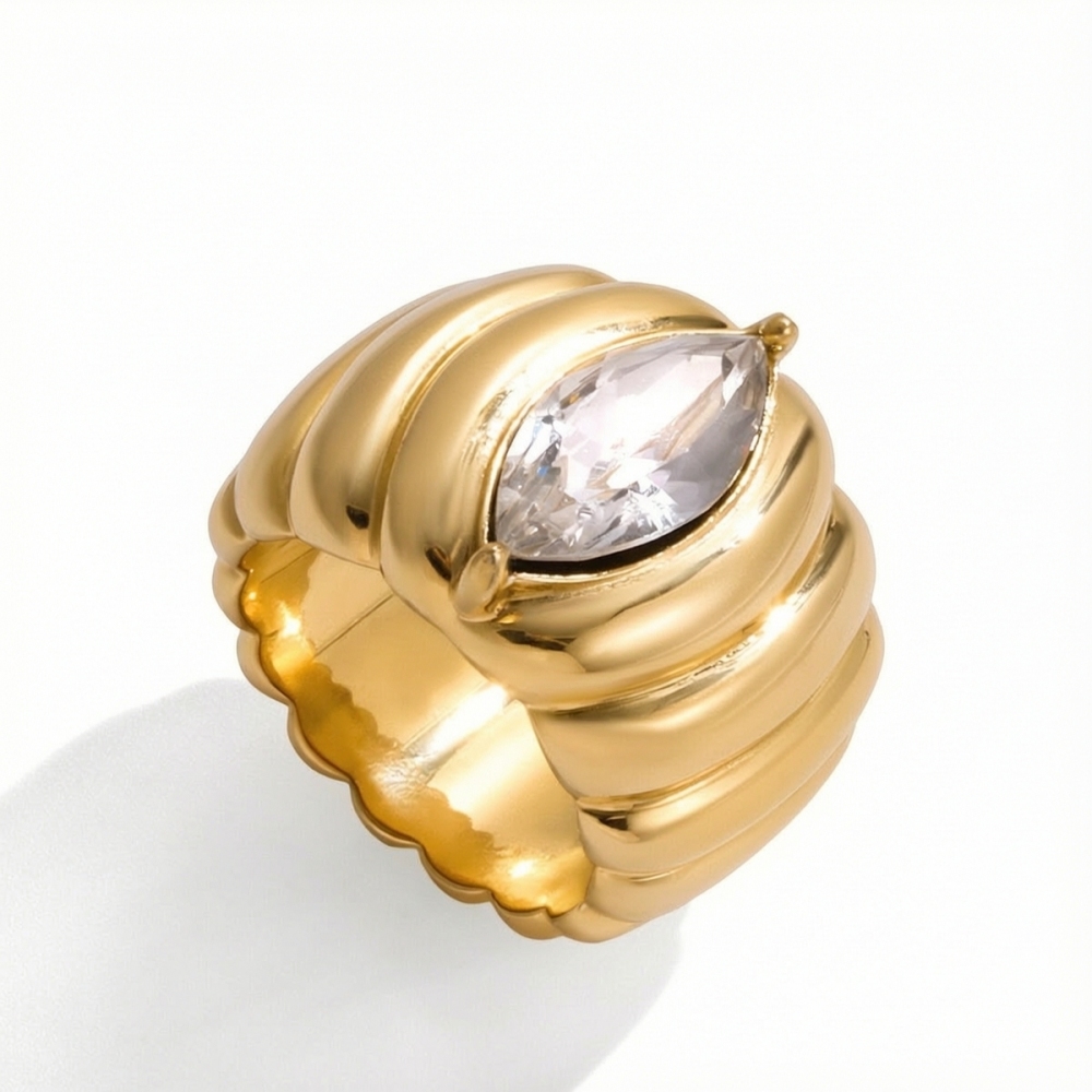 Bague De Luxe En Acier Inoxydable Doré, Étanche, Ornée D'Une Bande De Perles (1 Pièce).