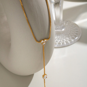 Chaîne De Poignet Pour Femme En Acier Inoxydable, Étanche, Couleur Or, Avec Zircon, En Forme De Fleur h5 Image5