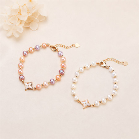 Bracelet de perles pour femme, collection Simple Series Elegant Beads, motif trèfle, perles d'eau douce couleur or.