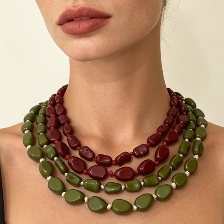Colliers à maillons en résine pour femmes, collection rétro classique, perles de forme irrégulière 2