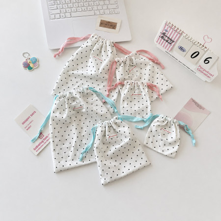 Sacs cadeaux en coton à pois doux de la collection Simple pour bijoux