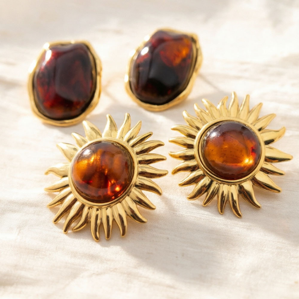 Boucles D'Oreilles Puces Rétro En Résine Dorée En Forme De Soleil Pour Femmes Image3