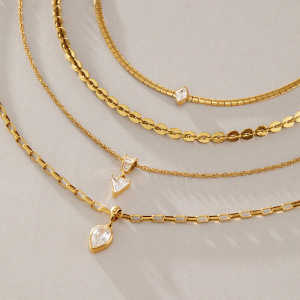 Colliers Pendentifs Pour Femmes En Acier Inoxydable, Couleur Or, Avec Zircon, Forme Géométrique Simple h5 Image4