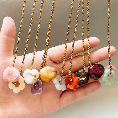Collier long pour femme, style rétro, avec chaîne à fleurs, en acier inoxydable, couleur or, étanche.