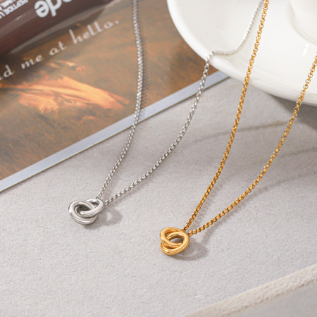 Colliers pendentifs ronds en acier inoxydable étanche couleur or 2