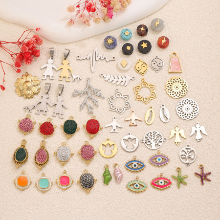 Pendentif femme Simple Series DIY de forme irrégulière en acier inoxydable étanche couleur or