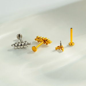 Boucles D'Oreilles Piercing Pour Femme, En Alliage De Titane Doré, Forme Cœur Et Feuille, Avec Zircon. Collection Simple. h5 Image2