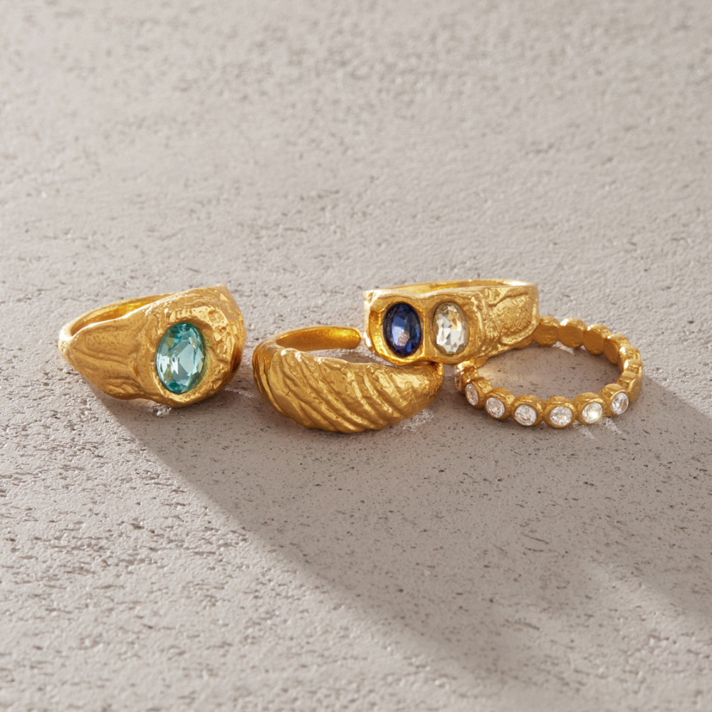 Bagues Pour Femmes En Acier Inoxydable Doré, Style Rétro, Étanches, Serties De Zircon Et Ornées De Pierres Précieuses. Collection Luxueuse. Image3