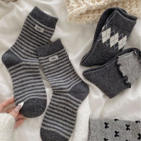 Chaussettes mi-mollet à rayures basiques en laine à carreaux 2