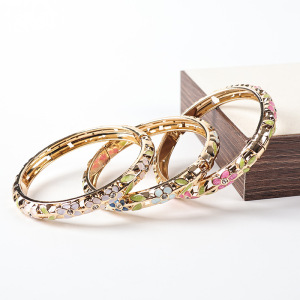 Bracelets Pour Femmes En Alliage Multicolore À Motif Floral Rétro De La Série Romantique h5 Image3