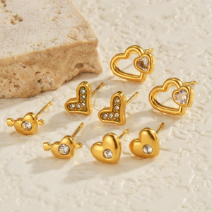 Boucles D'Oreilles Puces Pour Femmes, En Acier Inoxydable, Couleur Or, Motif Cœur Mignon, Collection Simple Series h5 Image2