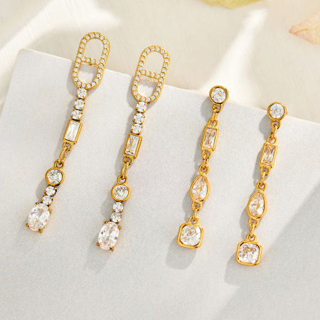 Boucles D'Oreilles Pendantes Luxueuses En Acier Inoxydable Doré, Forme Géométrique, Étanches, Zircon, De Couleur Or. Collection Géométrique. 2