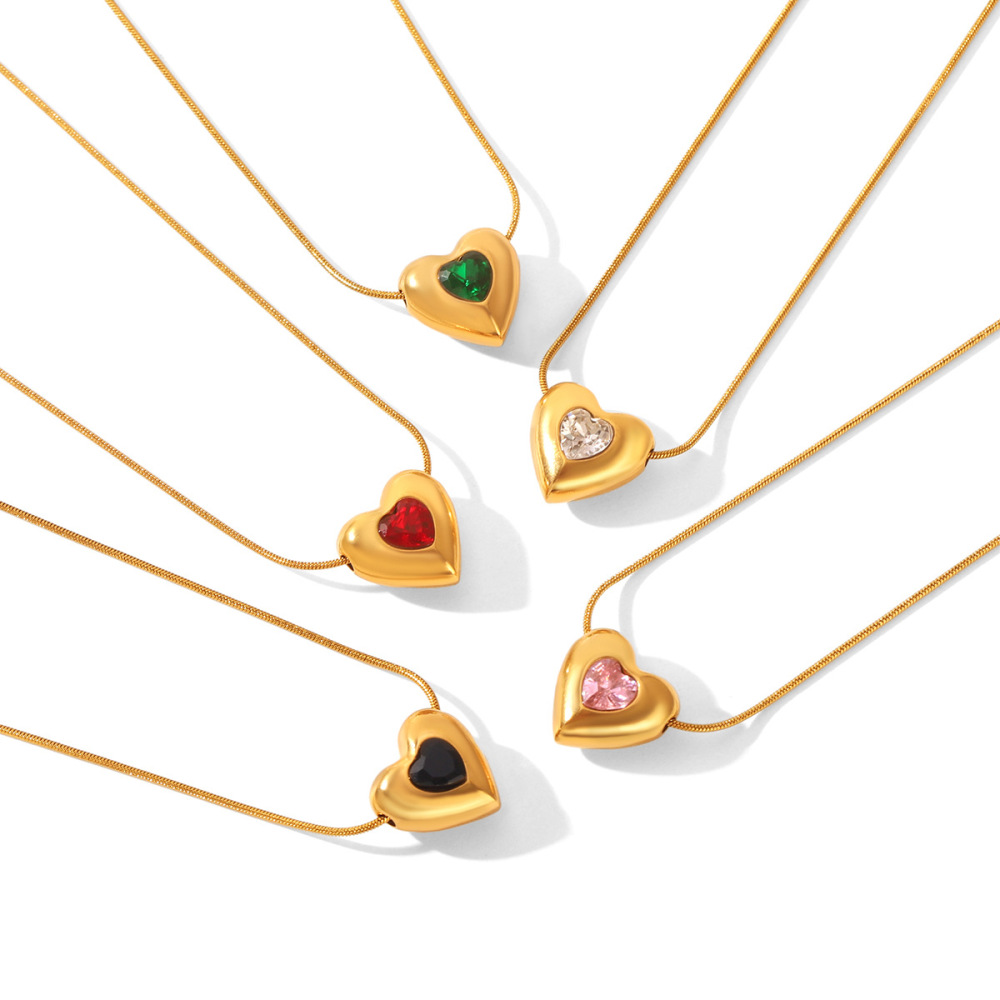 Colliers Pendentifs Pour Femmes Simple Series Daily Heart En Acier Inoxydable Étanche Couleur Or Avec Zircon Image3