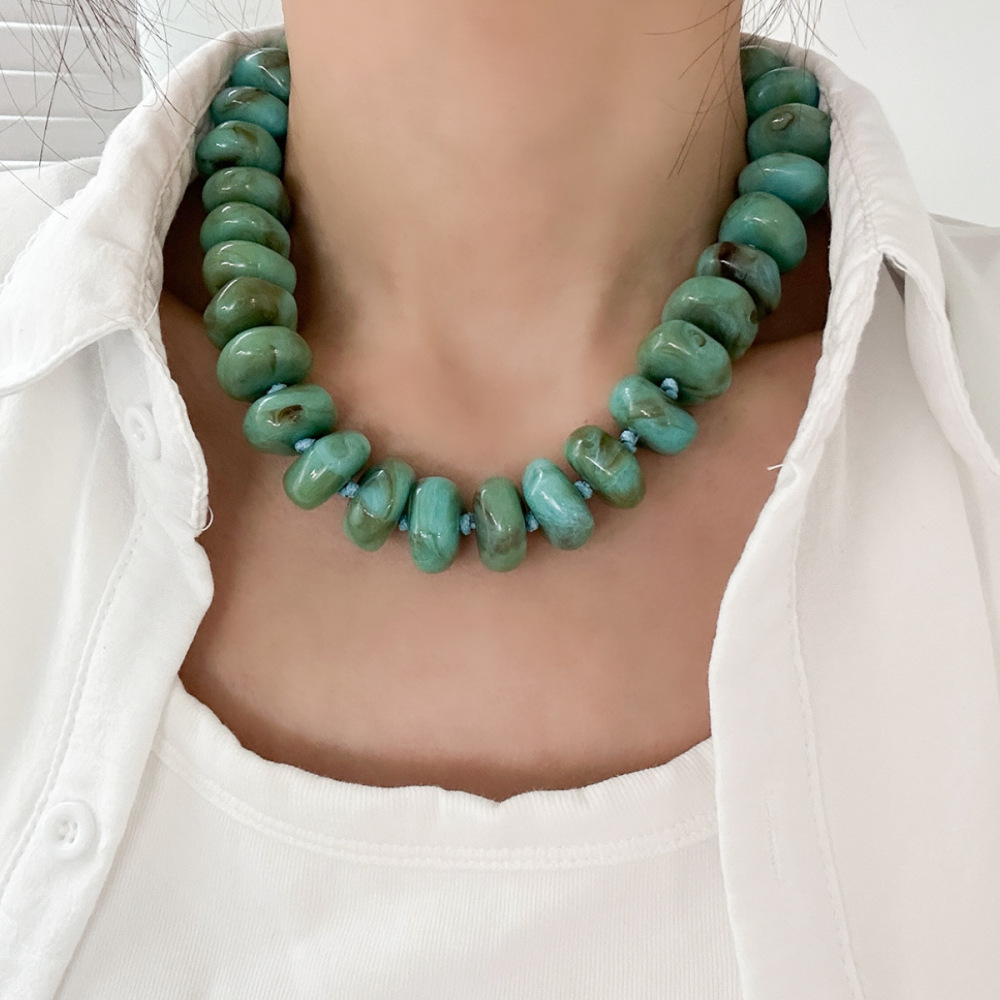 Colliers De Perles Rétro Simples En Résine À Dégradé De Couleurs Pour Femmes Image3