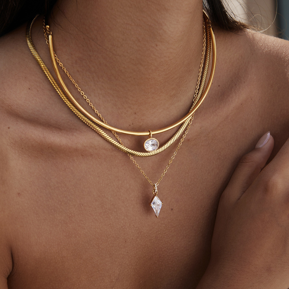 Colliers Pendentifs Pour Femmes En Acier Inoxydable, Couleur Or, En Forme De Goutte Simple, Étanches, Avec Zircon. Image2