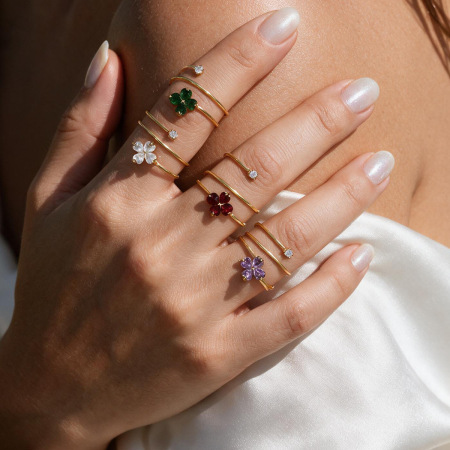 Bagues Pour Femmes Clover En Acier Inoxydable Étanche Couleur Or Avec Zircon Et Pierre Précieuse