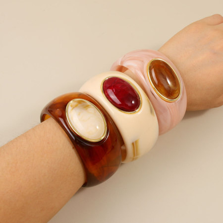 Bracelets Pour Femmes En Résine À Dégradé De Couleurs, Forme Irrégulière Et Style Rétro, Collection Simple 2