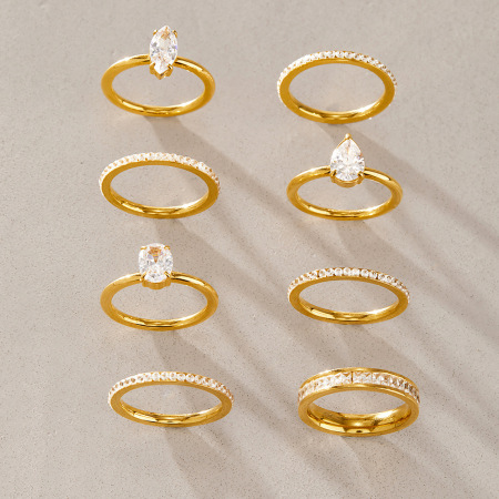 Bagues pour femmes luxueuses en acier inoxydable de forme elliptique, étanches, couleur or, ornées de strass et de zircon. 2