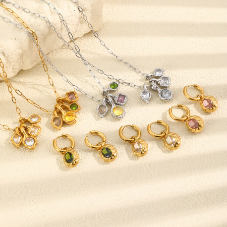 Boucles d'oreilles pendantes pour femme, style classique elliptique, en acier inoxydable, couleur or, avec zircon, étanches et de forme ovale. Collection Luxueuse