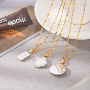 Colliers Pendentifs Pour Femmes Simple Series Daily Sun Moon En Acier Inoxydable Étanche Couleur Or h5 Image7