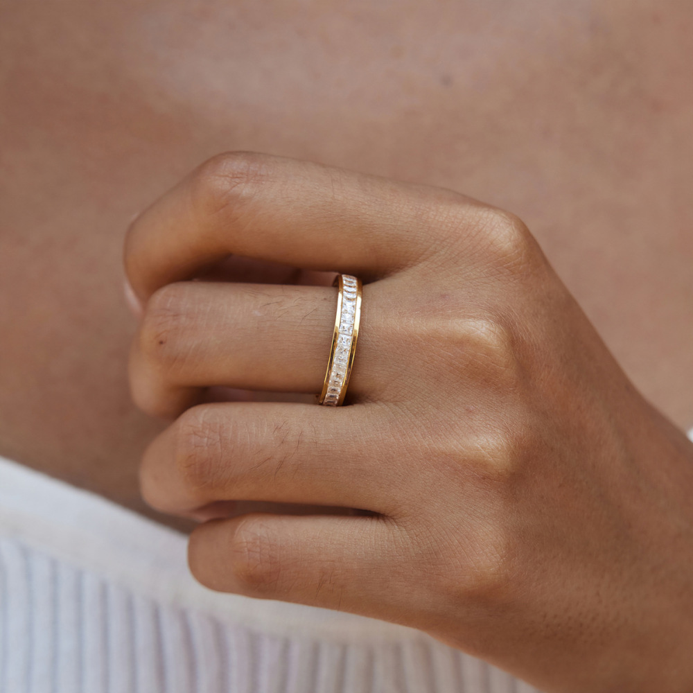 Bagues Pour Femmes Luxueuses En Acier Inoxydable De Forme Elliptique, Étanches, Couleur Or, Ornées De Strass Et De Zircon. Image4