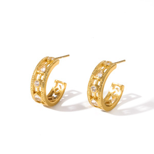 Boucles D'Oreilles Puces Pour Femmes, Forme Irrégulière En Forme De Cœur, En Acier Inoxydable Étanche, Couleur Or, Avec Zircon. Collection Simple. h5 Image4