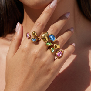 Bagues Pour Femmes En Acier Inoxydable Doré, Forme Simple Et Irrégulière, Étanches, Serties De Zircon Et Ornées De Pierres Précieuses. Collection Luxueuse. h5 Image3