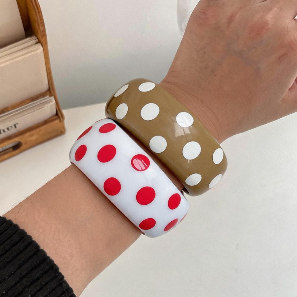 Bracelets Pour Femmes En Résine À Pois Rétro Et Étoiles De La Série Simple Image3