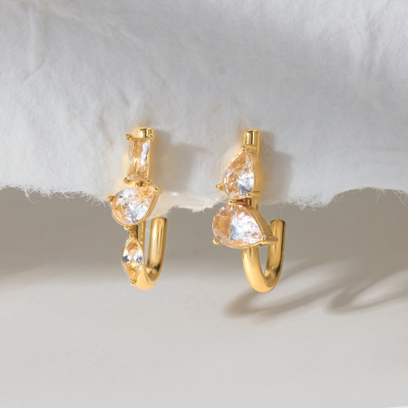 Boucles d'oreilles puces pour femmes Simple Series Daily Droplet en acier inoxydable étanche couleur or et zircon