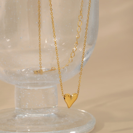 Colliers pendentifs pour femmes en forme de cœur simple, en acier inoxydable étanche, couleur or 2