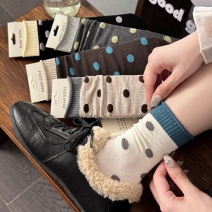 Chaussettes Mi-Mollet À Motif Rétro Et Couleurs Contrastées, Légèrement Rebondissantes h5 Image3
