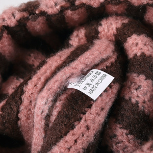 Bonnet Tricoté Femme En Polyester À Rayures Multicolores Décontractées h5 Image4