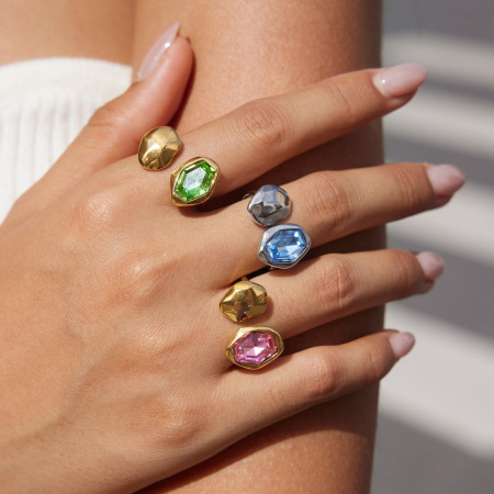 Bagues pour femmes en acier inoxydable, couleur or, avec zircon, forme géométrique simple et étanche 2