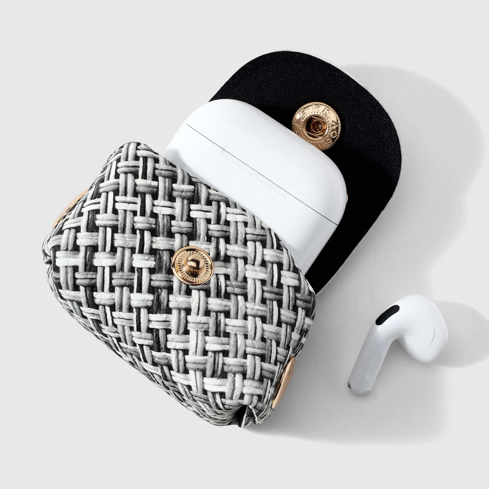 Étui À Écouteurs Simple Series Daily Stripe En Alliage Tissé Avec Breloques Pour Sac Image3