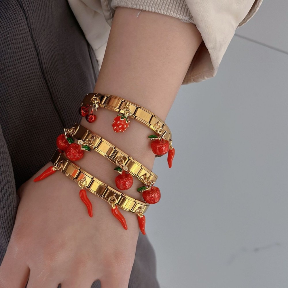 Bracelet Jonc Pour Femme, Collection Luxueuse, Style Rétro, Motif Patchwork De Fruits, Cerise Et Piment, En Acier Inoxydable, Couleur Or, Étanche Image4