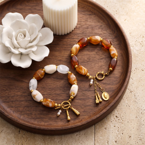 Bracelet Classique Et Élégant Pour Femme, En Acier Inoxydable Imperméable, Perles Dégradées, Couleur Or Et Pierres Naturelles. h5 Image4