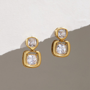 Boucles D'Oreilles Puces Élégantes En Forme De Rectangle Patchwork, En Acier Inoxydable Imperméable, Couleur Or, Avec Zircon, Collection Luxueuse h5 Image2