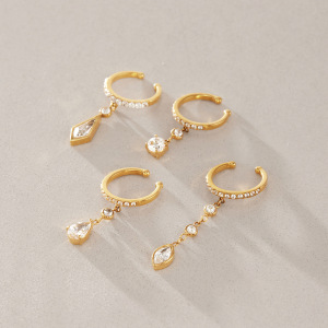Boucles D'Oreilles Manchette Élégantes Pour Femmes, En Acier Inoxydable Imperméable, Couleur Or, Ornées De Zircon Et De Pompons. h5 Image4