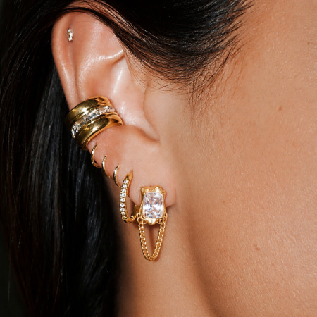 Boucles d'oreilles créoles élégantes Simple Series en acier inoxydable étanche couleur or avec zircon pour femmes