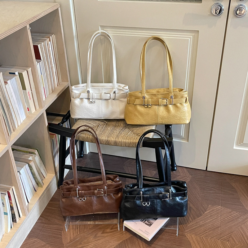 Sac À Main Pour Femme Style Old Money Avec Quincaillerie En Métal Et Couleur Unie En Pu, Style Est-Ouest h5Image5