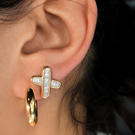 Boucles d'oreilles puces pour femmes en acier inoxydable étanche, couleur or, en forme de X, serties de zircon. 2