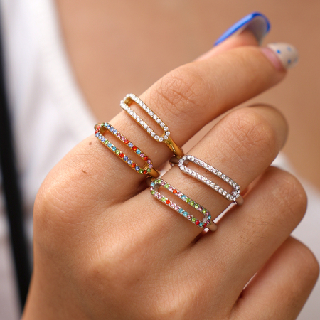Ensembles de bagues Simple Series Daily de forme irrégulière ajourée en acier inoxydable étanche couleur or avec strass