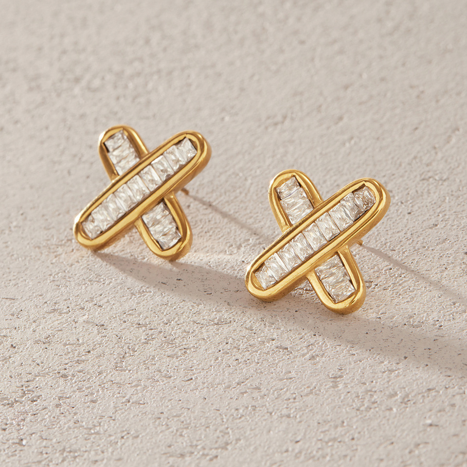 Boucles D'Oreilles Puces Pour Femmes En Acier Inoxydable Étanche, Couleur Or, En Forme De X, Serties De Zircon. Image4