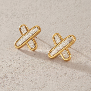 Boucles D'Oreilles Puces Pour Femmes En Acier Inoxydable Étanche, Couleur Or, En Forme De X, Serties De Zircon. h5 Image4